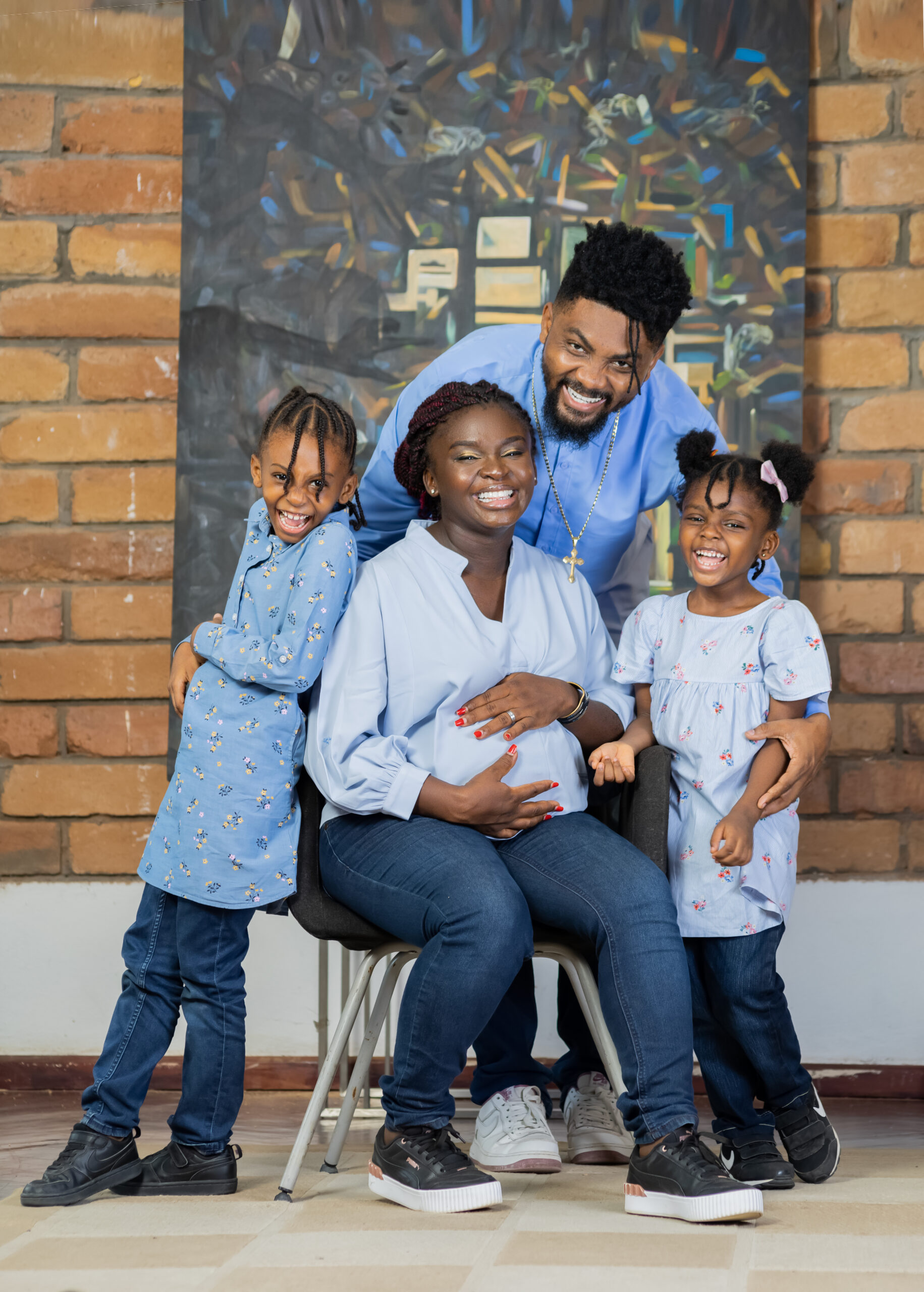 Family Picture, Shooting Photo de Famille, Shooting Photo de Grossesse, Pregnancy Photo, Photo de Famille, Photographie Professionnelle Cameroun, ArtMinders, Studio Photo Cameroun, Strong Black Woman, African Woman, African Mother
