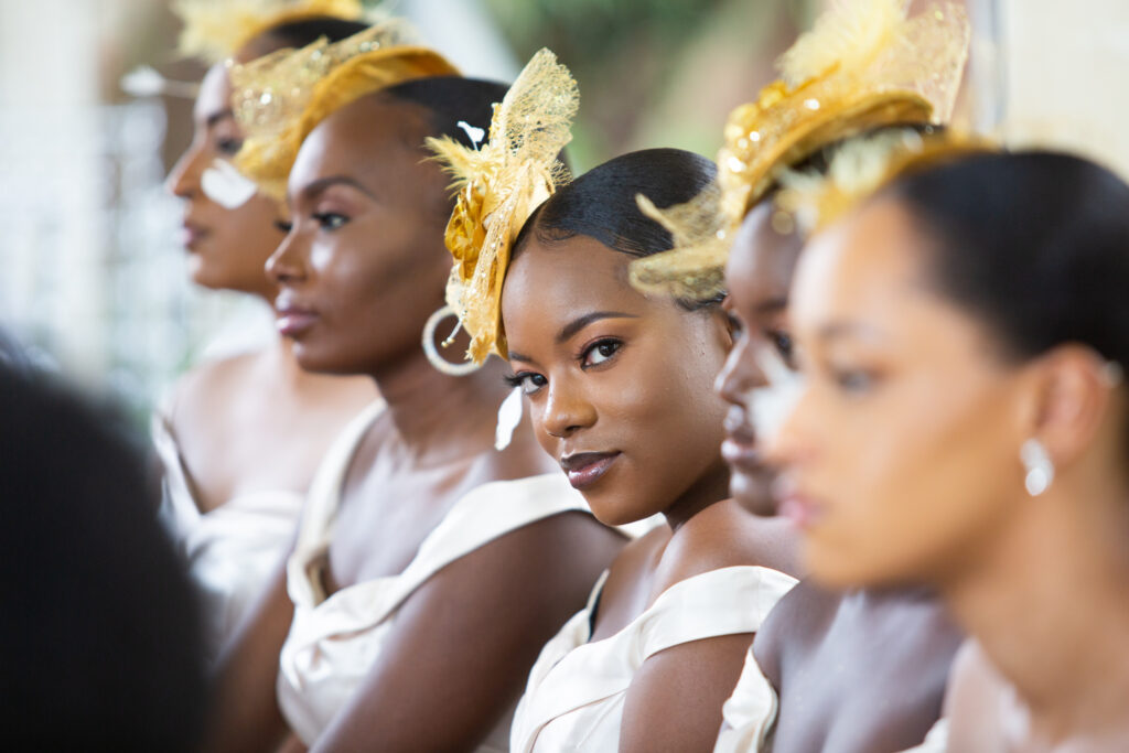 Bridesmaid, Maid of Honnor, Bride friends, BBF, Wedding pictures by ArtMinders, Beautiful Young Women, Black Woman