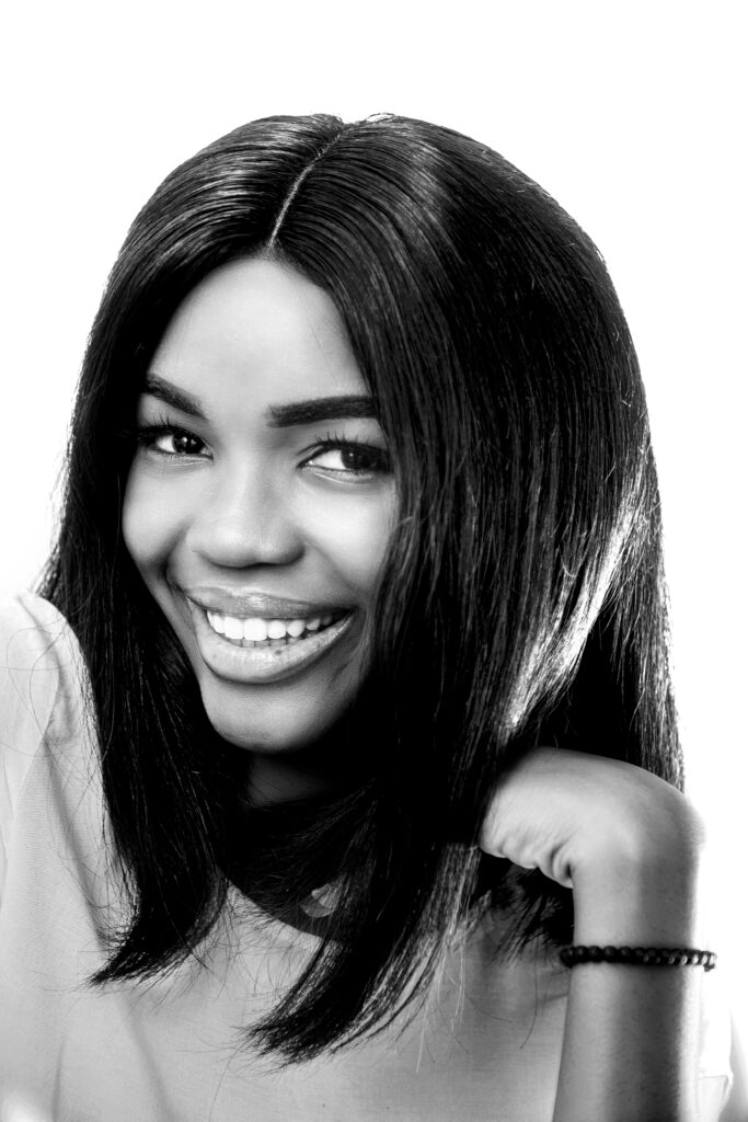 Beautiful African Woman in Black and White Portrait by ArtMinders - Studio Photography - Beauty photography - Model Photography - Portrait Photography - Photo de beaute - Belle Femme Africaine