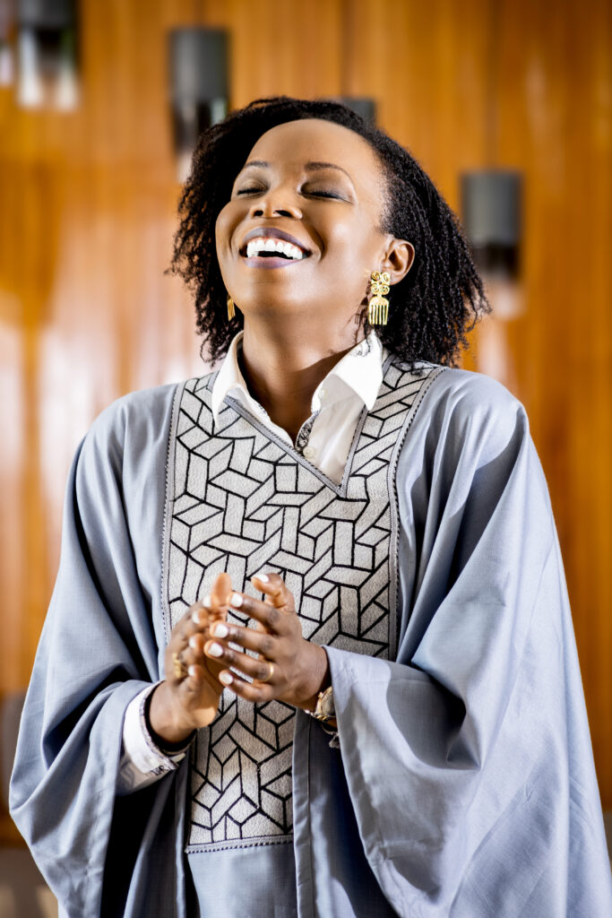 EUNICE TELHORO PROMOTRICE DU PROJET - EDUQUER SON ENFANT.