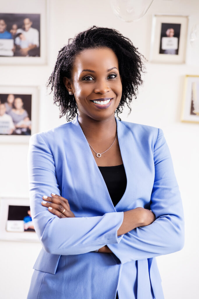 EUNICE TELHORO PROMOTRICE DU PROJET - EDUQUER SON ENFANT.